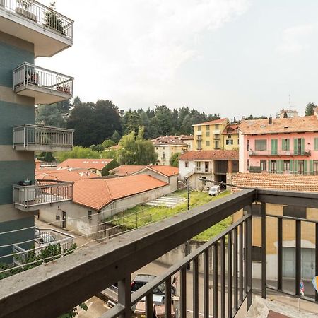 Bilocale Centro Biella Apartman Kültér fotó