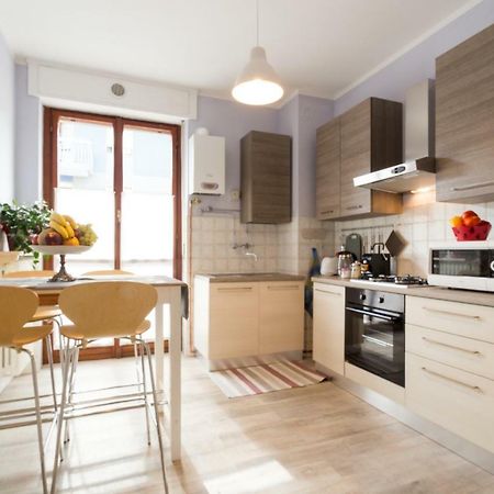 Bilocale Centro Biella Apartman Kültér fotó