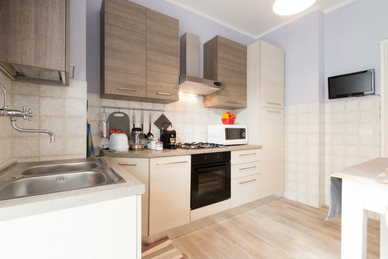 Bilocale Centro Biella Apartman Kültér fotó